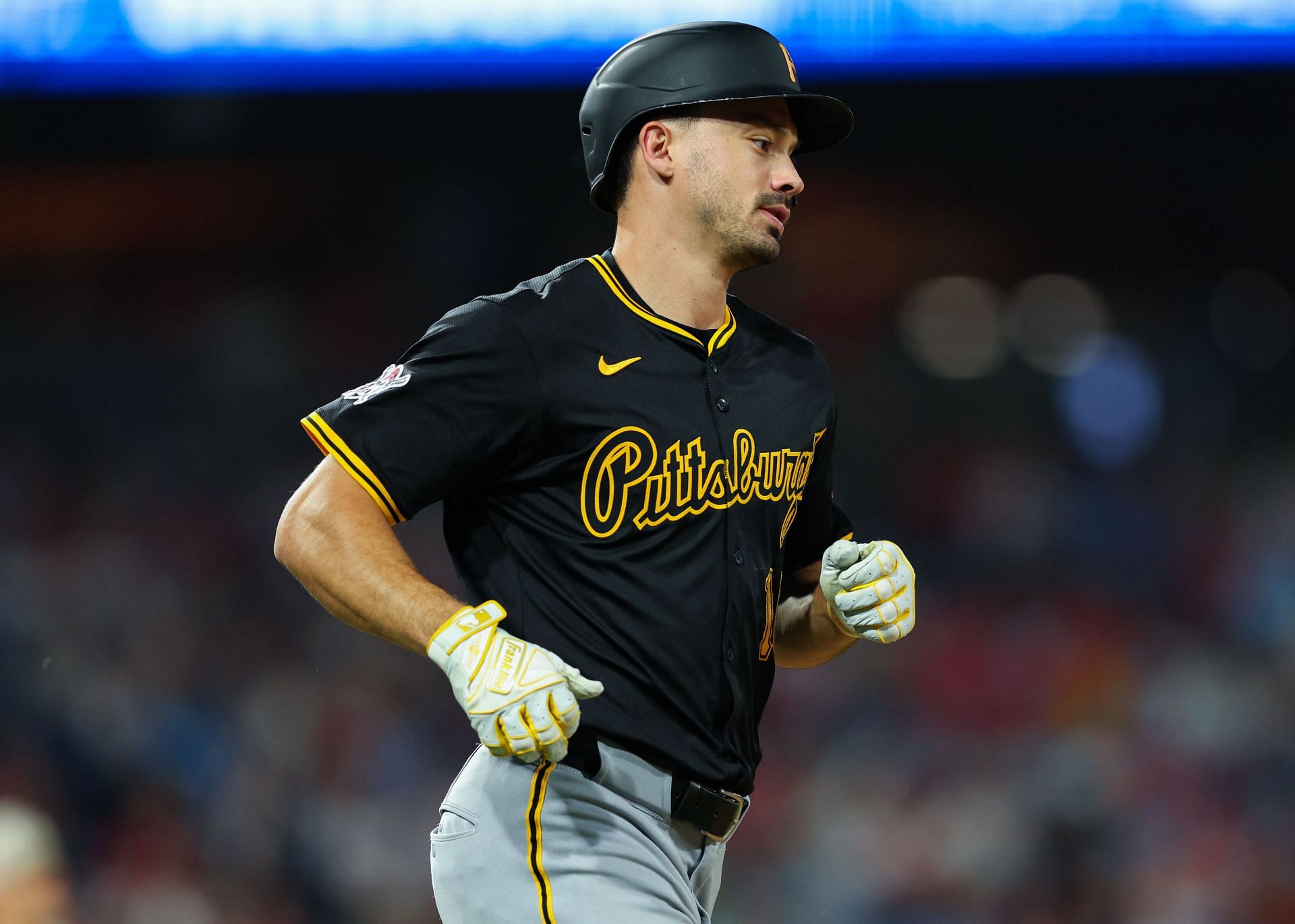 Bryan Reynolds Contract